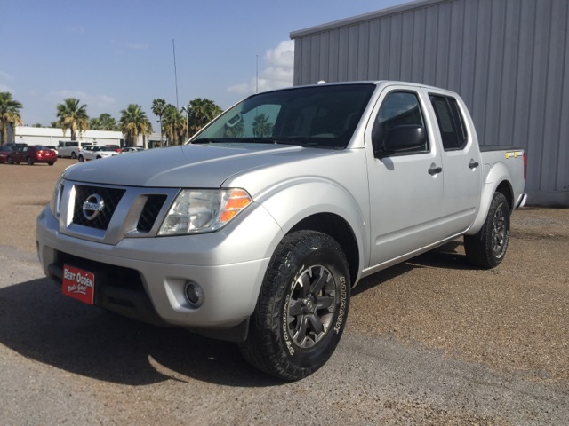 Pre-Owned 2015 Nissan Frontier Desert Runner RWD 4D Crew Cab